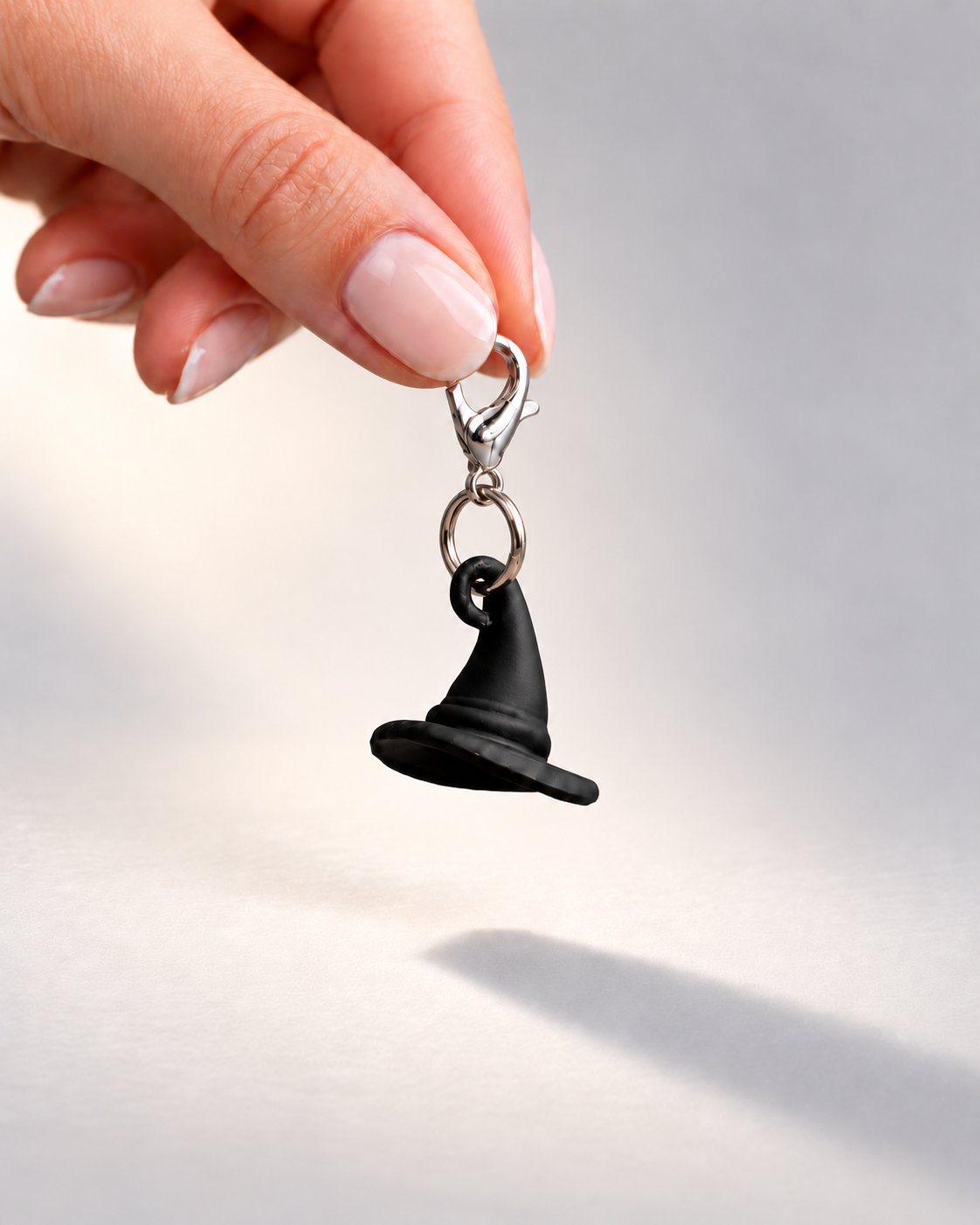 Practical Magic: Witch Hat Single-Clasp Charm